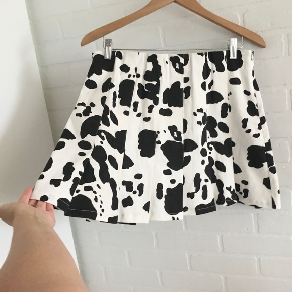 En Saison Mini Skirt Cow Print Pleated Denim Jean Cotton Off-White Black Sz L - Picture 5 of 10